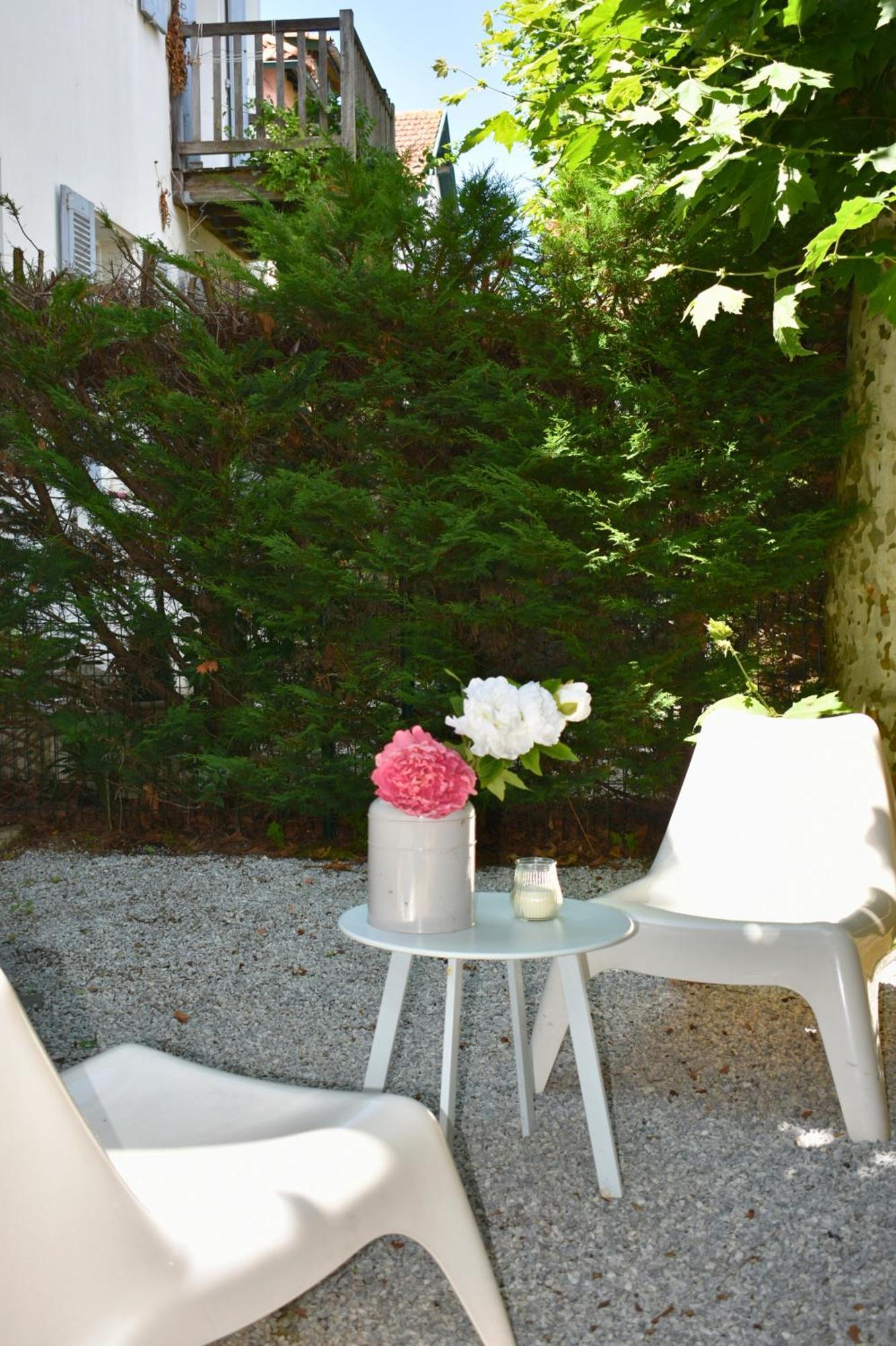 באיון Villa Regis - Jardin-Parking-Wifi-Equipe מראה חיצוני תמונה