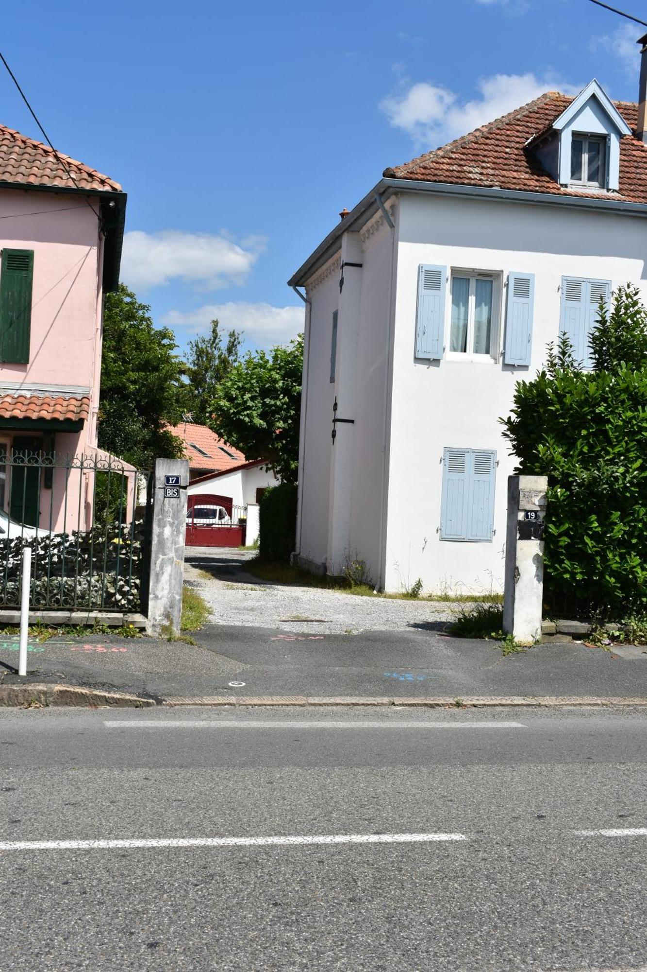 באיון Villa Regis - Jardin-Parking-Wifi-Equipe מראה חיצוני תמונה